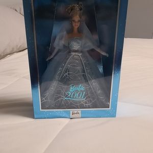 2001 Holiday Barbie